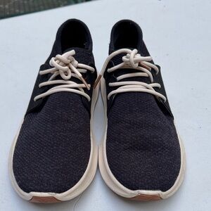 Black with cream trim Men’s Casual everyday Sneakers